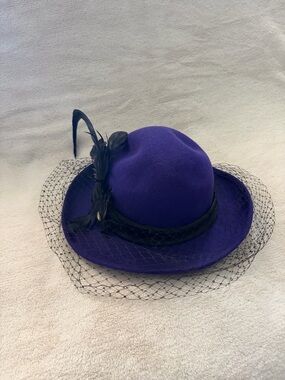 Miss Bierner Vintage Purple Wool Hat Black Feathers Veil RN10657 Kentucky derby